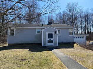 831 Main St, Amherst, MA 01002