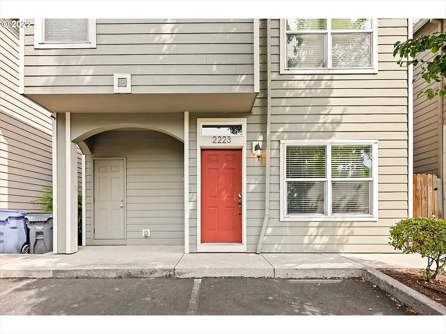 Building Photo - 2223 SE 89th Ave