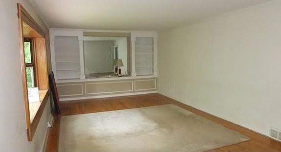 5th image of 5453 S Garrett Dr