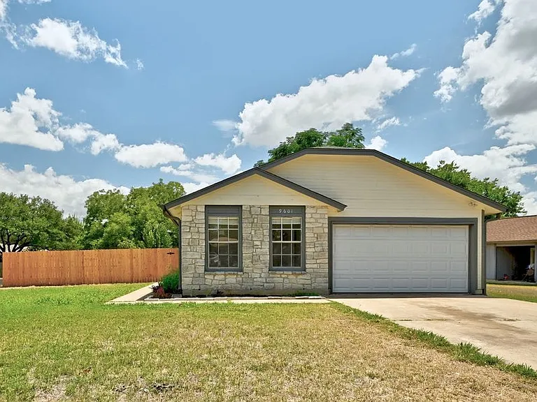 9601 Holly Springs Dr — Photo 8