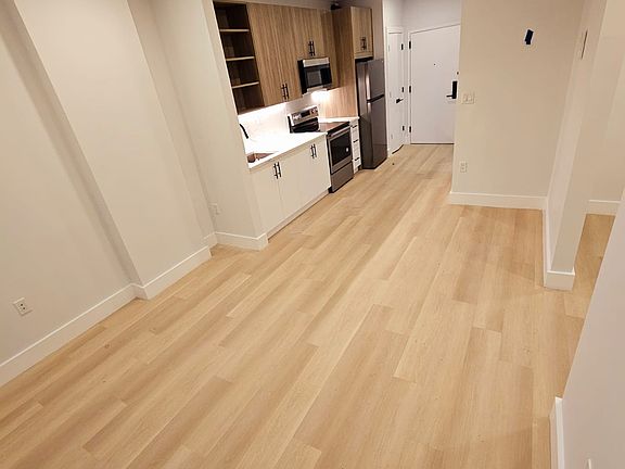 3rd image of 316 Forrest St #1C