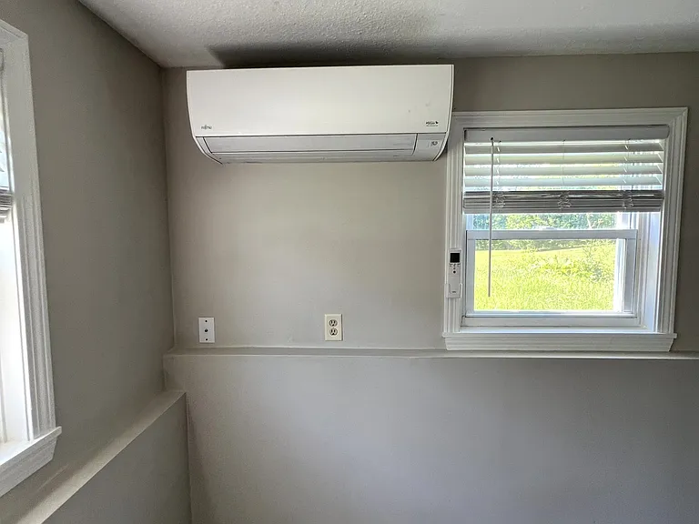 51 Glenwood Dr #1 — Photo 9