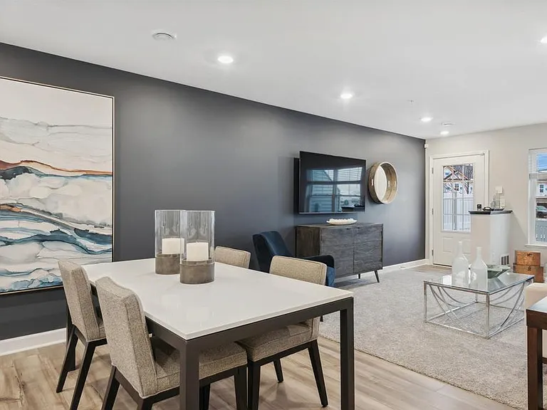 15021 Adare Way — Photo 3