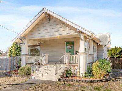 450 E Arlington St, Gladstone, OR, 97027