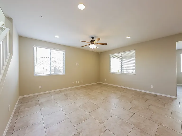 10642 W Anna Ave — Photo 5