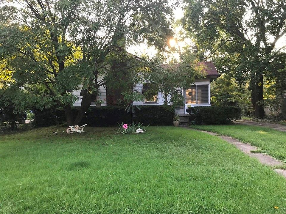 2nd image of 6263 N Central Ave
