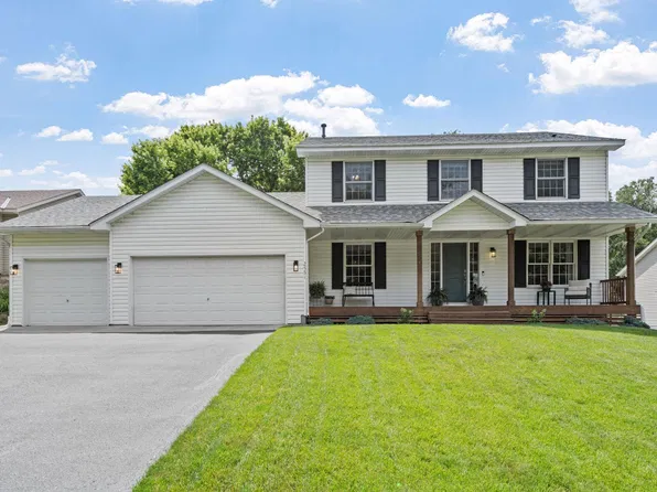 2551 Cypress St N, Maplewood, MN 55109