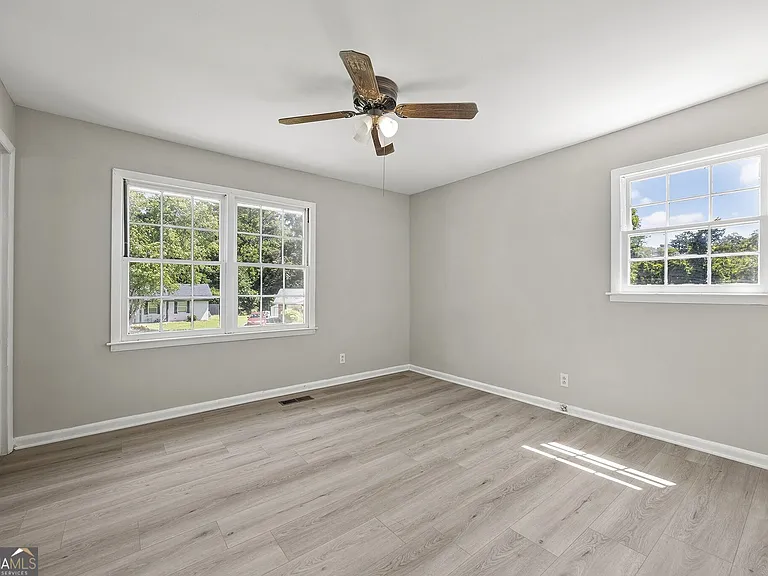 2260 Arrowwood Dr — Photo 17