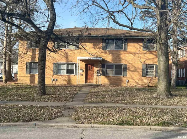 209 S Prairie St, Jacksonville, IL 62650