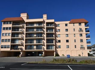 1518 S Lake Park Blvd APT 2C, Carolina Beach, NC 28428