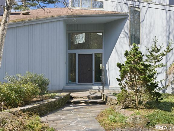 3rd image of 411 Cherry Brook Road