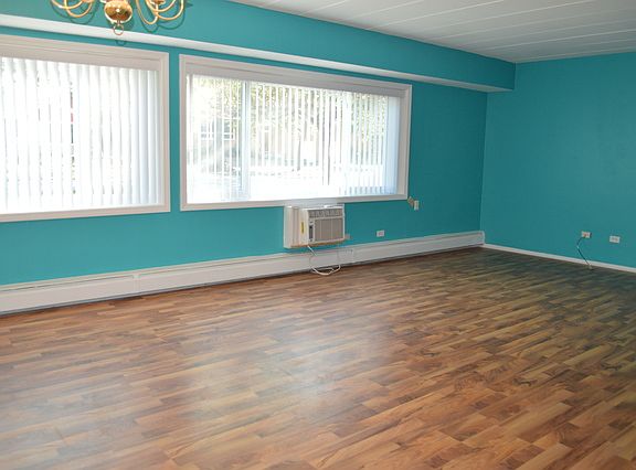 2nd image of 1141 Leavitt Ave APT 114