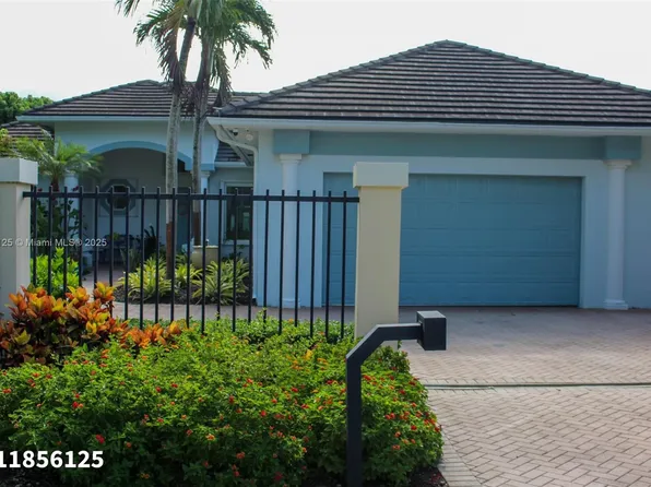 15255 SW 80th Ave, Palmetto Bay, FL 33157