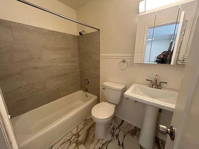 806 Franklin Ave W #301 — Photo 6