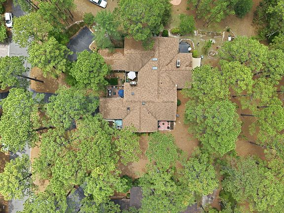 4th image of 640 Redwood Drive