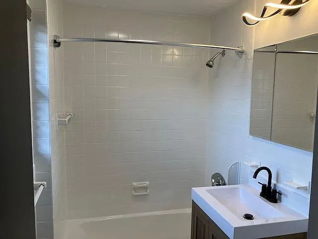 48 Bacon St #9 — Photo 6