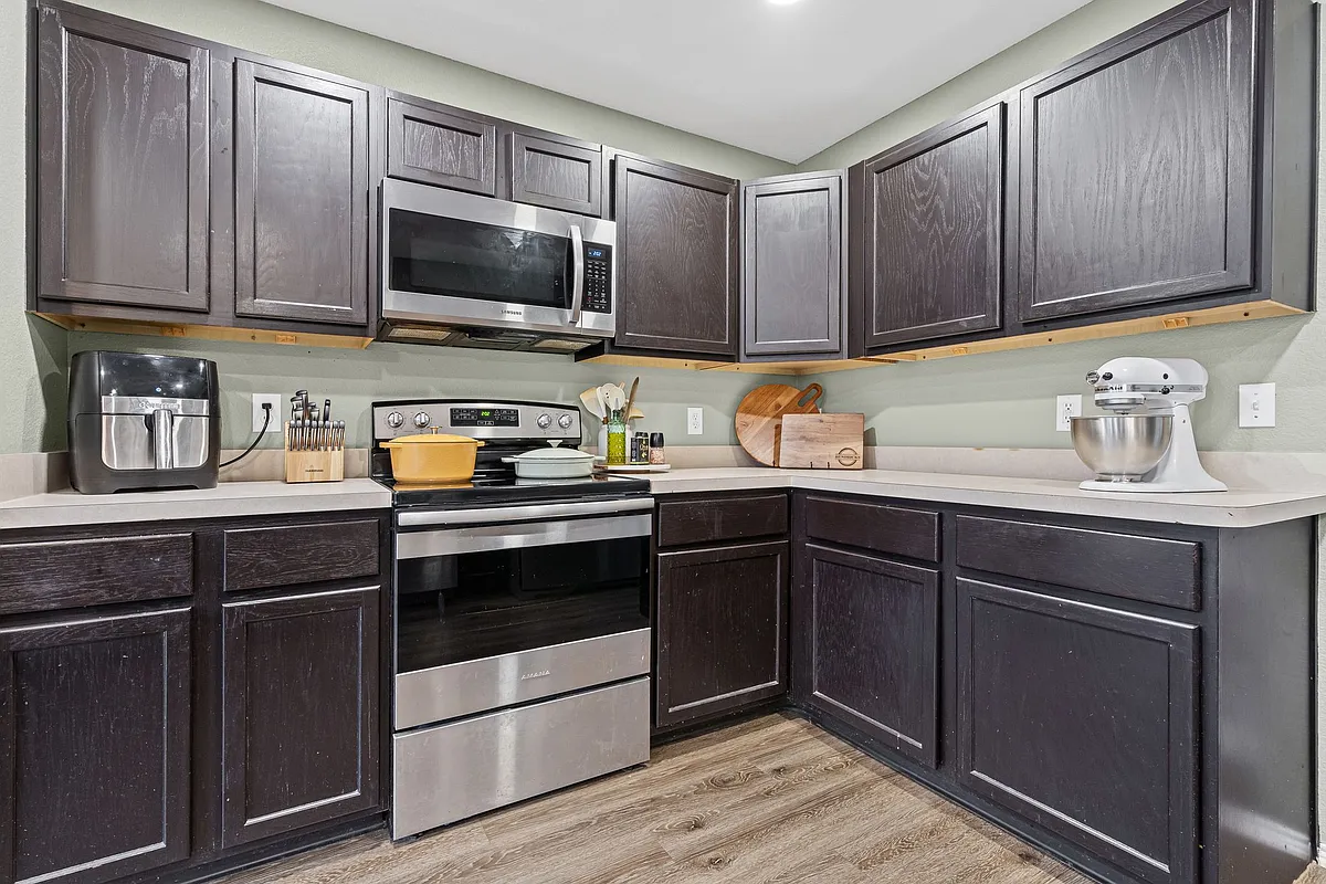 Building Photo - 412 Ridge Dr