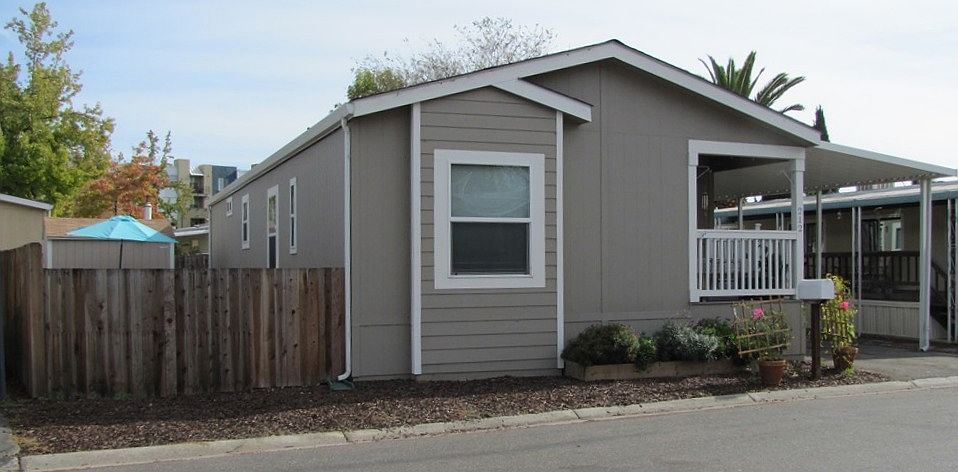 1st image of 212 El Bosque Dr