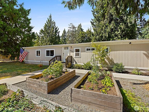 3rd image of 9522 203rd Avenue E