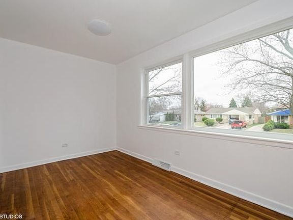4th image of 7216 W Crain St