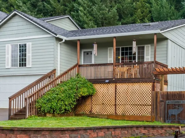 1670 Samuel Dr, Cottage Grove, OR 97424