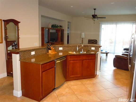 2nd image of 2097 Ashton Dr