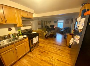 2011 Jackson Ave, Evanston, IL 60201