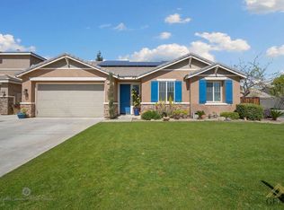 11902 Christmas Rose Dr, Bakersfield, CA 93311