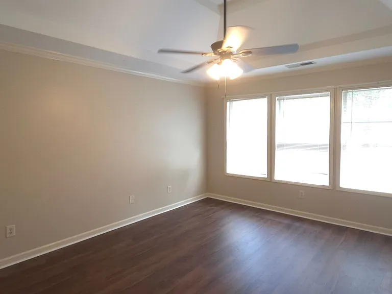237 Ascott Ln — Photo 14