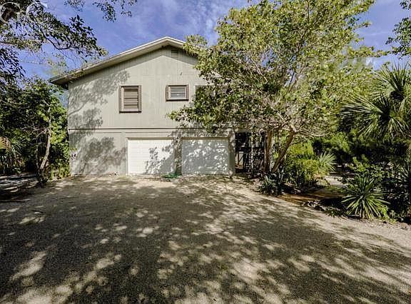 4th image of 2529 Harbour Ln