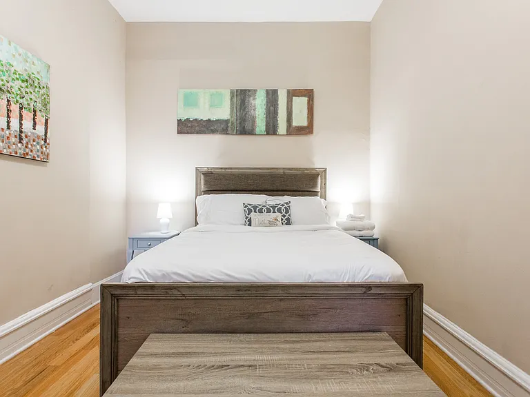 2241 N Seminary Ave #1 — Photo 12