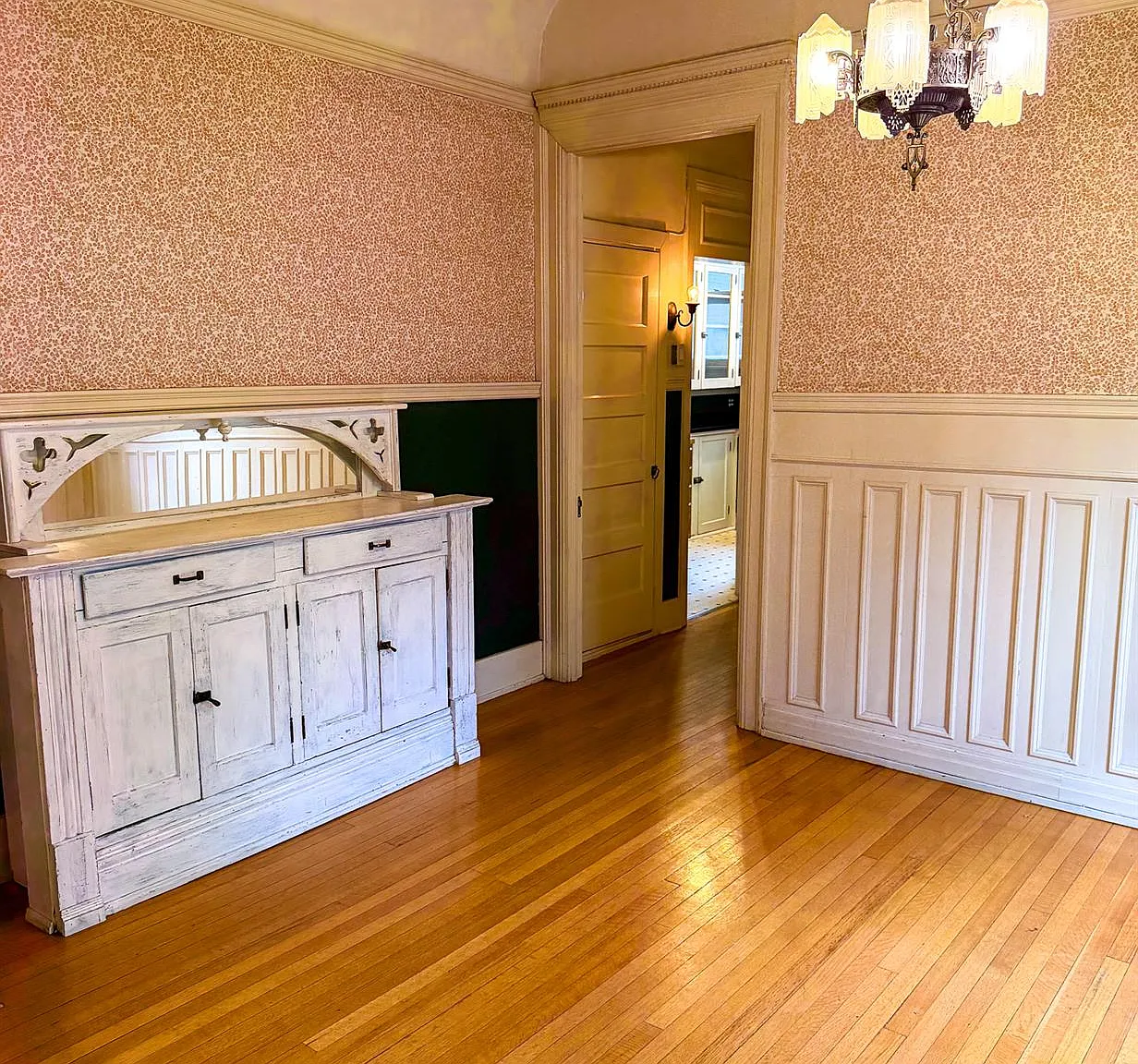 1302 N Williams St — Photo 4