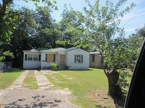 1st image of 2642 Ramsey Ave