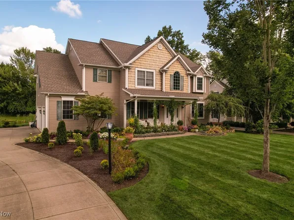 1779 E Sapphire Dr, Hudson, OH 44236