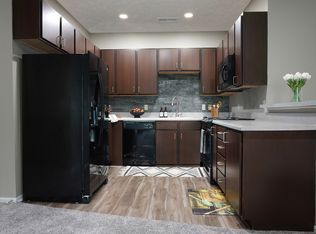The Oaks at Lakeview, Omaha, NE 68127