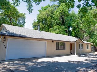 5784 Live Oak Ln, Redding, CA 96001