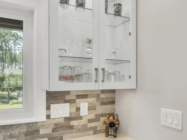 800 Saint Andrews Dr #205 — Photo 11