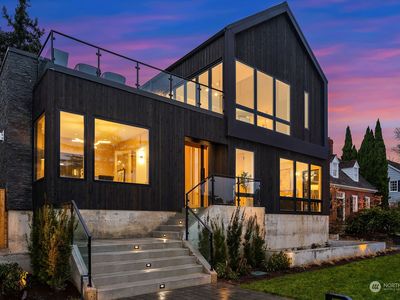 1115 41st Avenue E, Seattle, WA, 98112