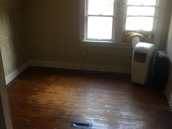 2nd image of 2246 Northland Ave #3
