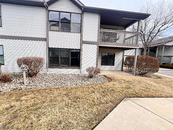 2nd image of 5237 Lake Rd W APT 1011