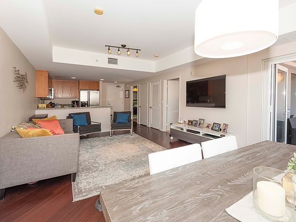 3rd image of 875 G St Unit 303