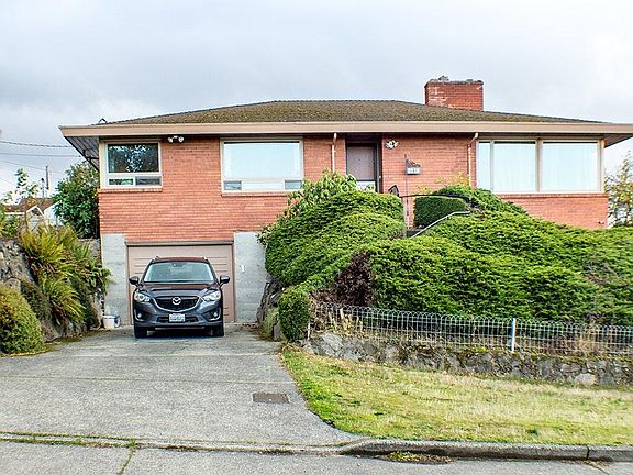 Exterior of entire house