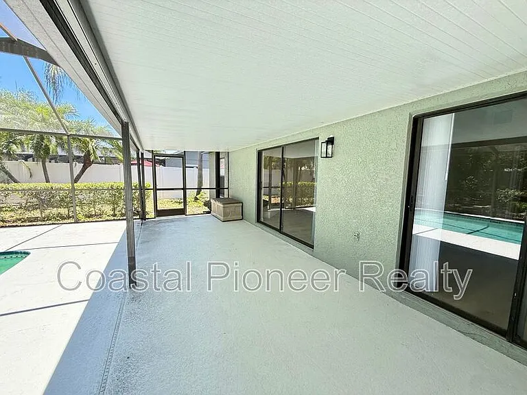 8774 Huntfield St — Photo 29