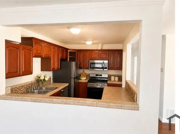 1970 Sunshine Dr, Concord, CA 94520