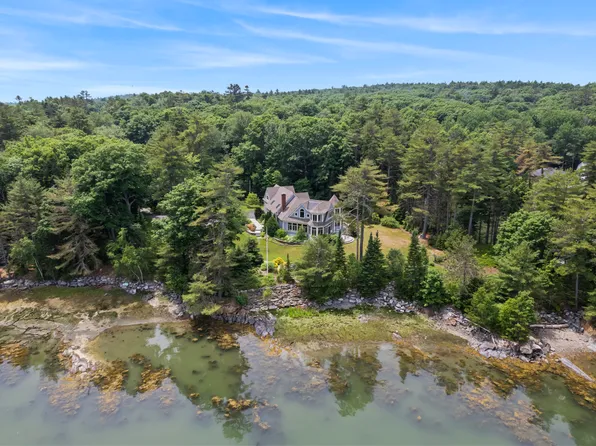152 Gurnet Landing Road, Harpswell, ME 04079