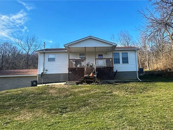 46094 Crabapple Rd, Saint Clairsville, OH 43950