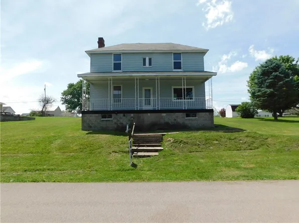 14 Collier Ave, Uniontown, PA 15401
