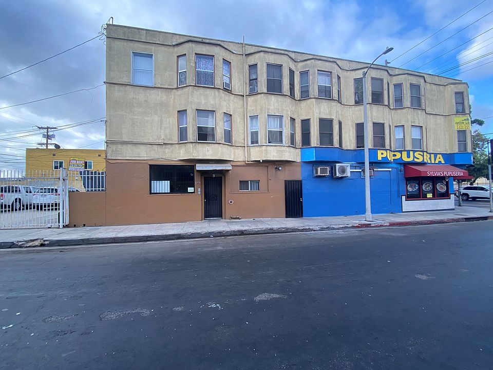 2nd image of 610 E 54th St #21