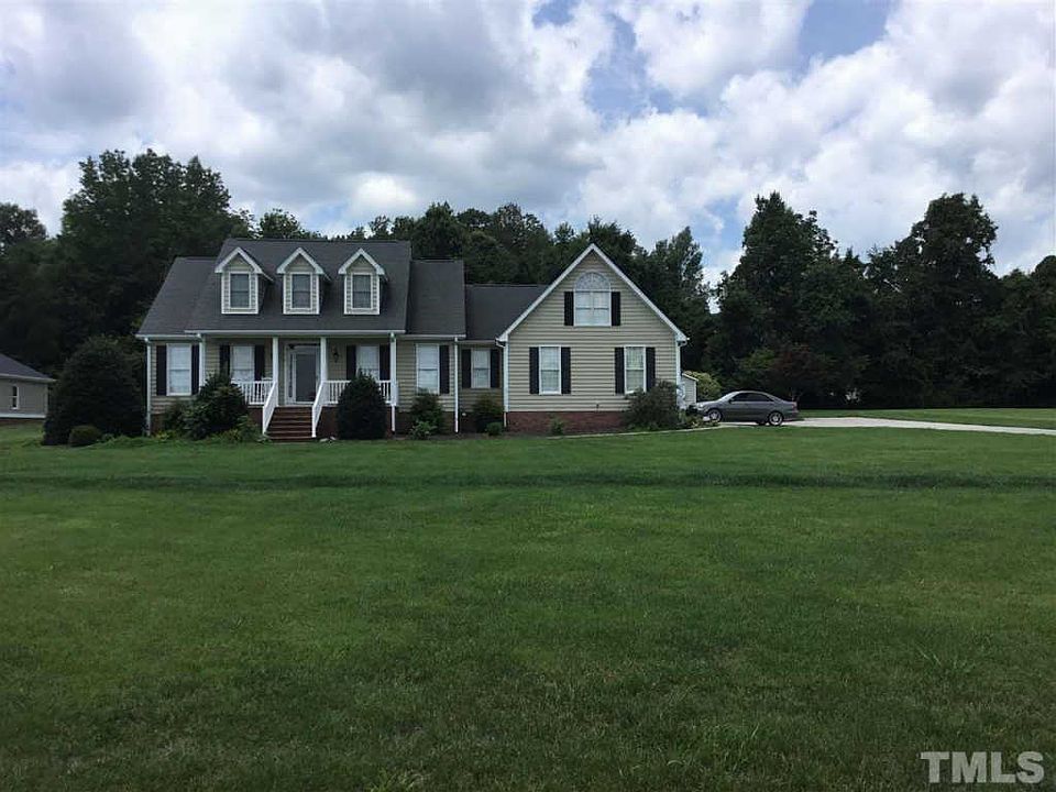 2nd image of 88 Derwin Dr