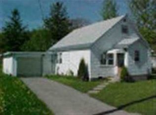 520 E Varnum St, Munising, MI 49862